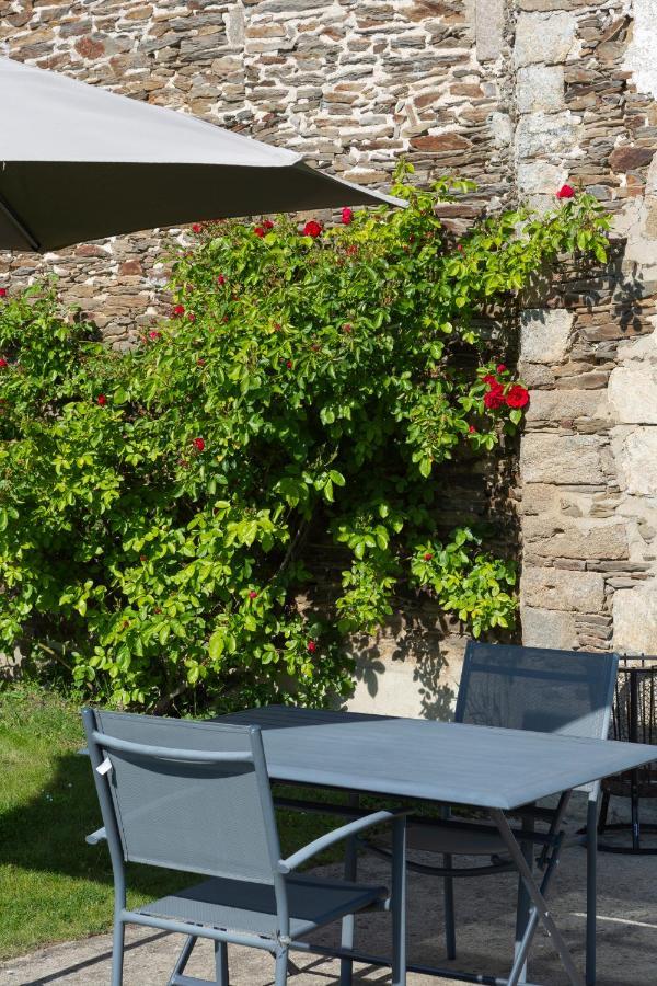 La Metairie-Du-Vauhariot - Vue Mer Et Mont Saint Michel - Piscine Chauffee - Acces Gr34 Cancale Kültér fotó