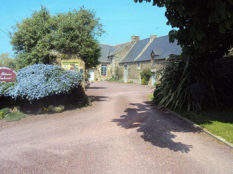 La Metairie-Du-Vauhariot - Vue Mer Et Mont Saint Michel - Piscine Chauffee - Acces Gr34 Cancale Kültér fotó