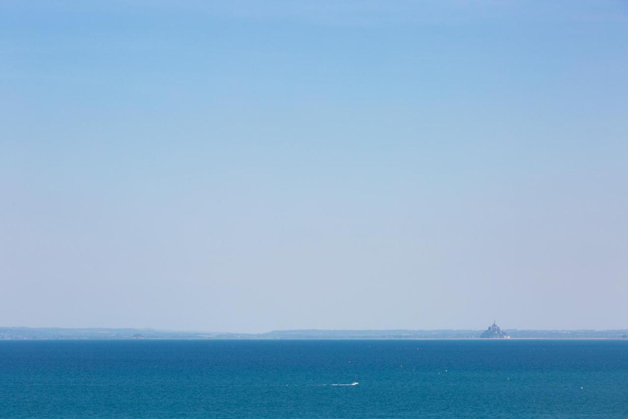 La Metairie-Du-Vauhariot - Vue Mer Et Mont Saint Michel - Piscine Chauffee - Acces Gr34 Cancale Kültér fotó